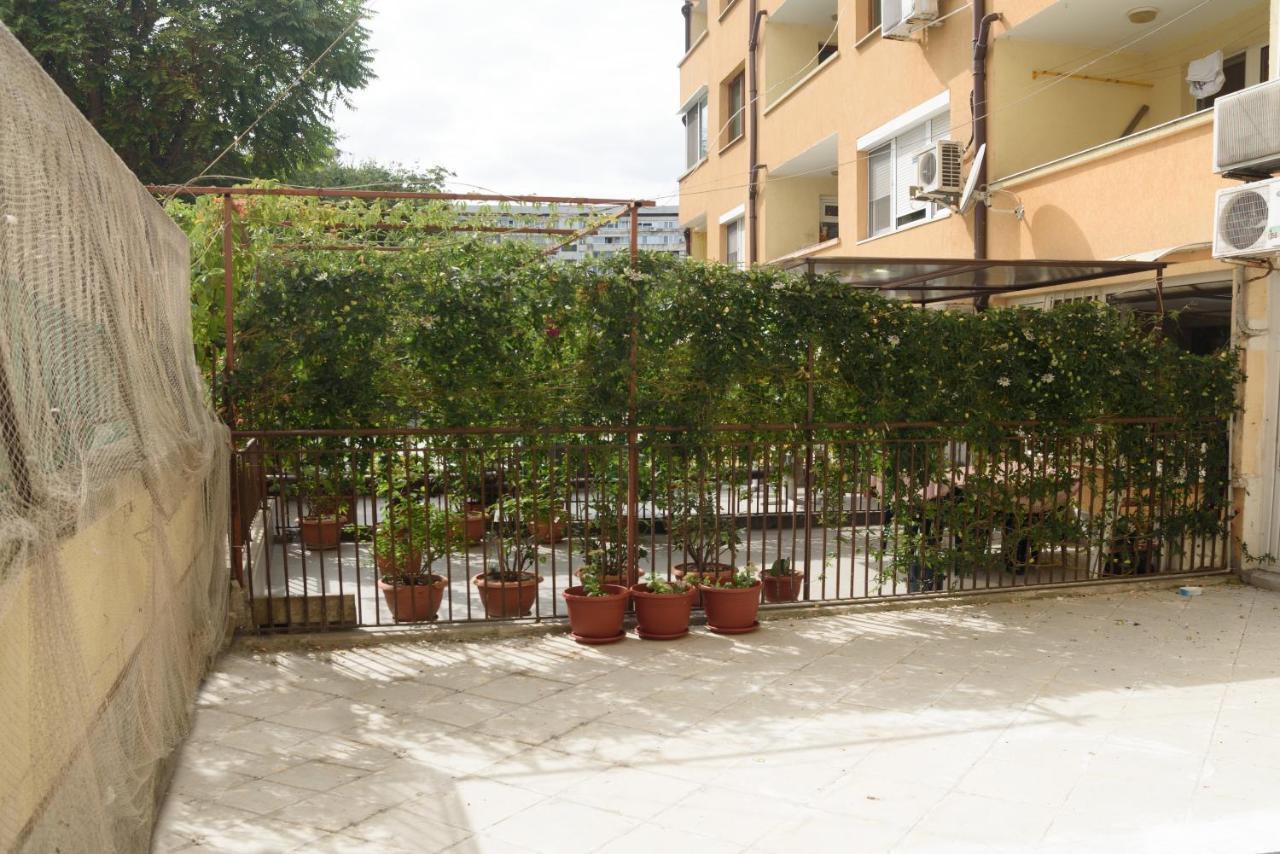 Apartment Martini Burgas City Exterior foto